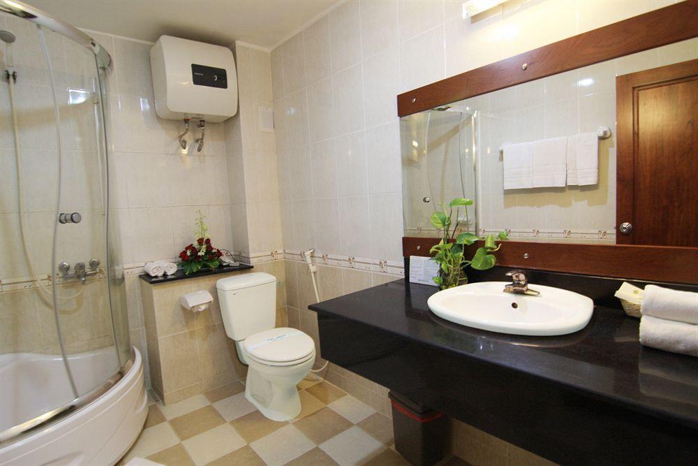 Ttc Deluxe Airport Khách sạn 3*